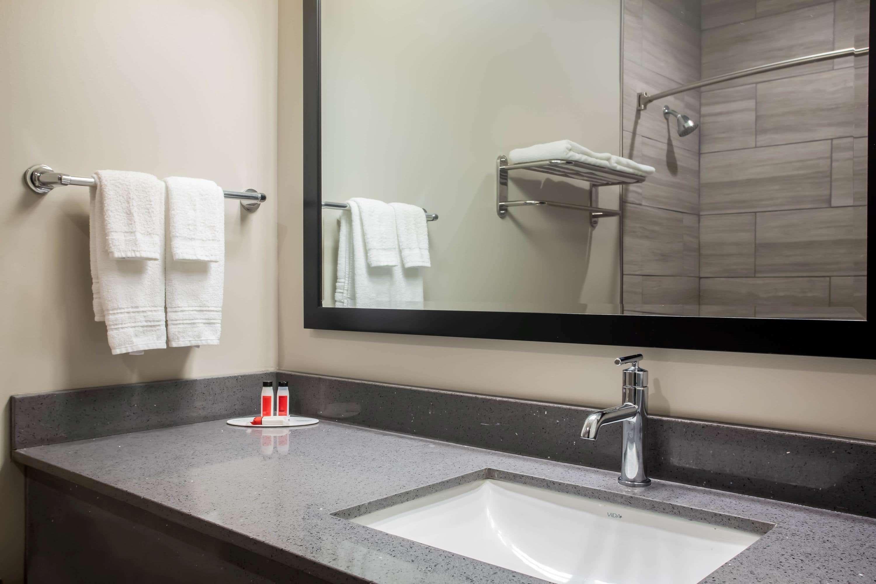 Super 8 By Wyndham North Hotel Saint Louis
