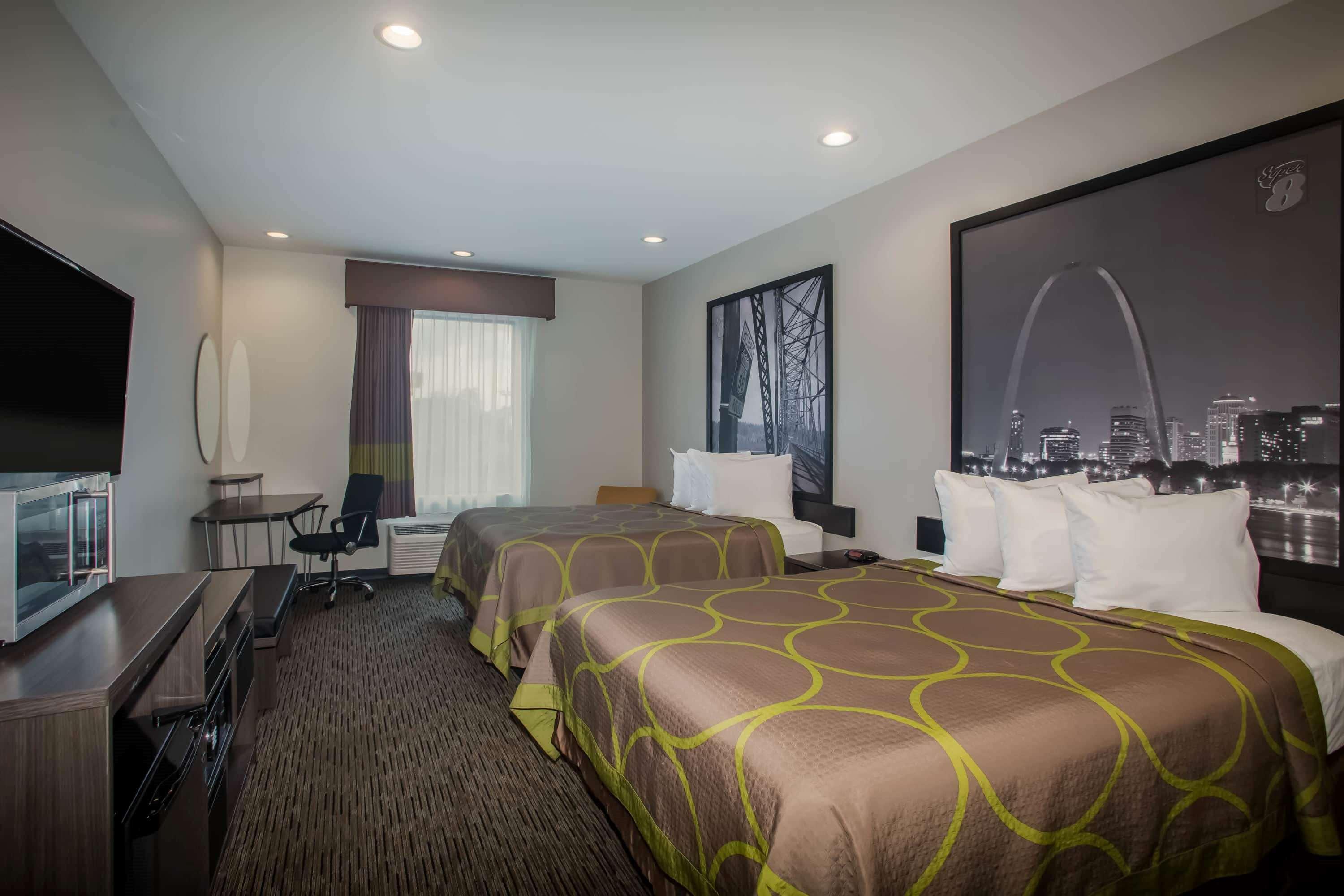 Super 8 By Wyndham North