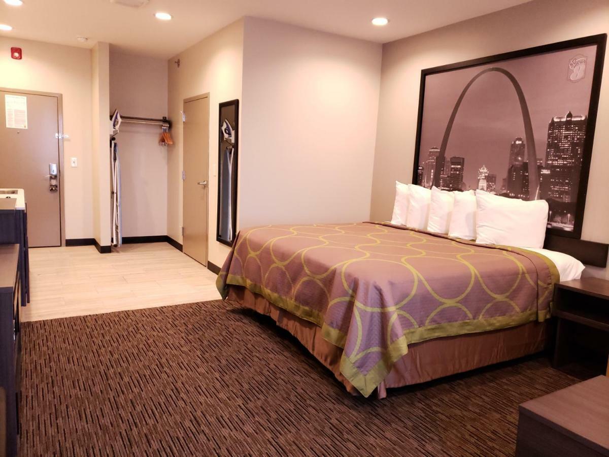 Super 8 By Wyndham North Hotel 2*